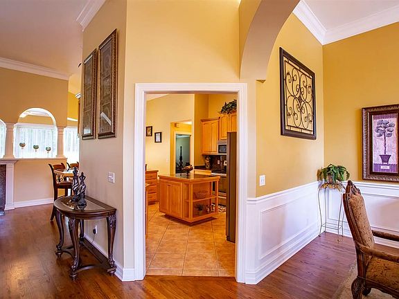 5th image of 1280 Conservancy Dr E