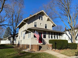 400 11th Ave, Mendota, IL 61342