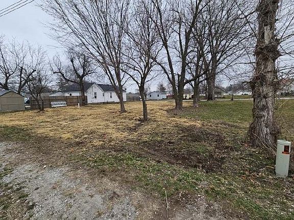 3rd image of 1404 S Baird St