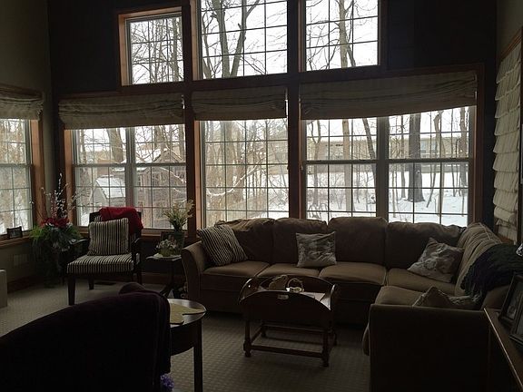 3rd image of 2604 Eisenhower Ave