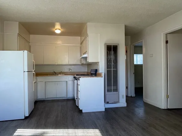 1090 N. Court Street, 1090 N Court St APT A, Redding, CA 96001
