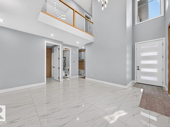4th image of 6001 19th St NE