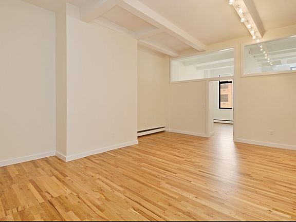 3rd image of 114 E 13th St APT 4C