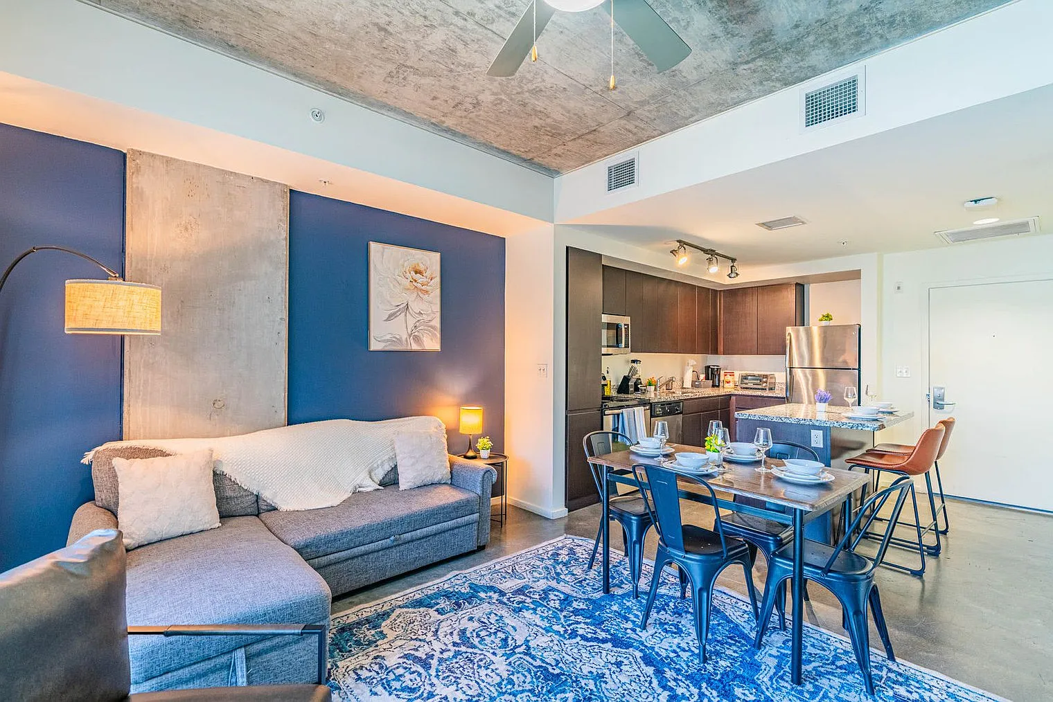 1 bed, 1.0 bath, 667 sqft, $2,275 — Photo 1
