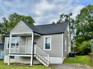 609 Hickory Ave, Pulaski, VA 24301