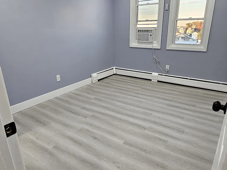 124 Leonard St #2 — Photo 10