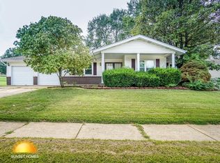 12089 Red Lion Dr, Florissant, MO 63033