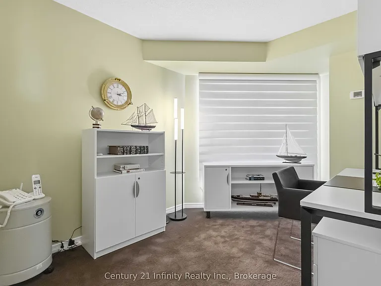 340 Watson St W #510 — Photo 22