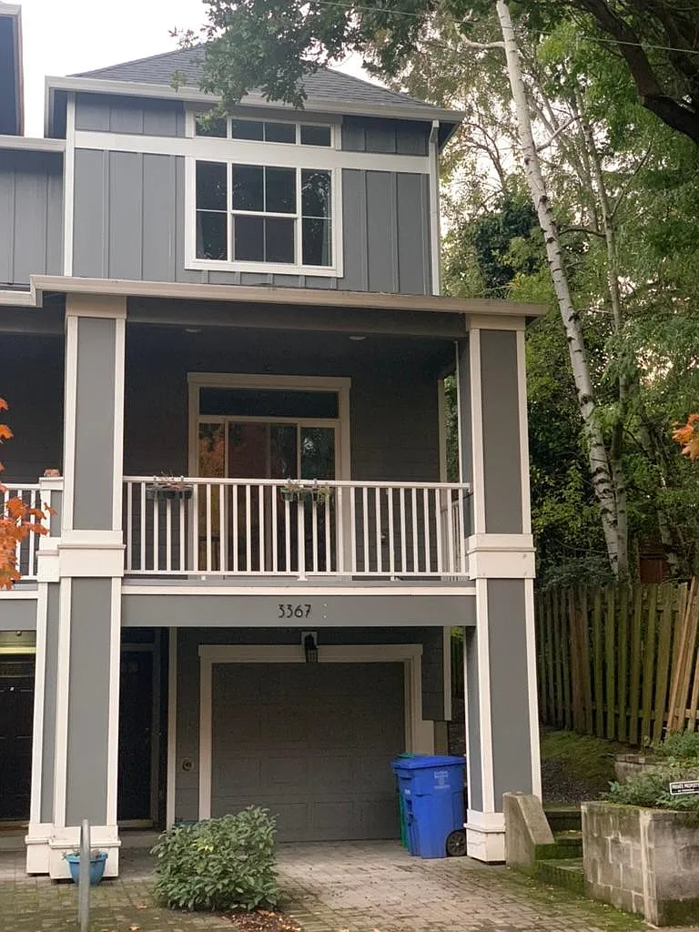 3 bed, 1350 sqft, $3,600 — Photo 1