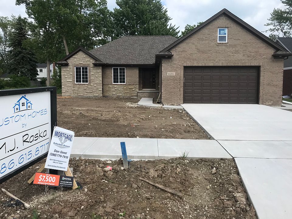 1st image of 50204 Oakbrooke Dr
