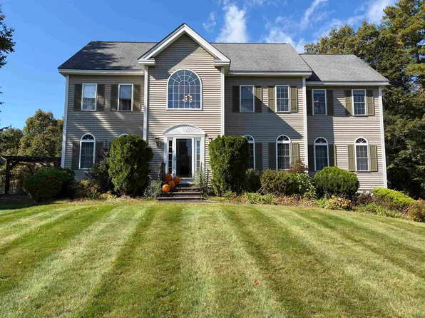 5 Fiddlehead Lane, Chester, NH 03036-4073