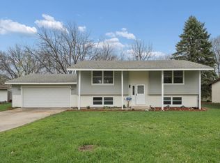 520 8th Ave NW, Waseca, MN 56093