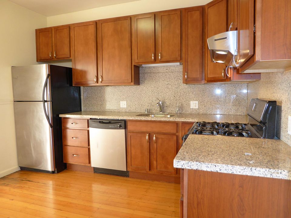 1st image of 2539 Polk St APT 12