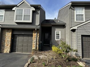 25 E Chestnut Ct, Princeton, NJ 08540