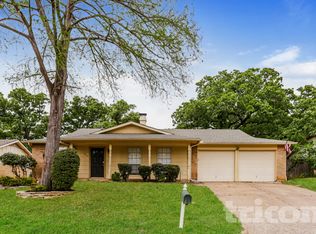2710 Jewell Dr, Arlington, TX 76016