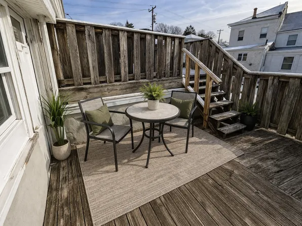 175 Markle St, Philadelphia, PA 19127
