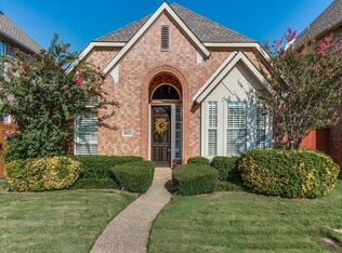 8623 Old Oak Dr, Irving, TX 75063