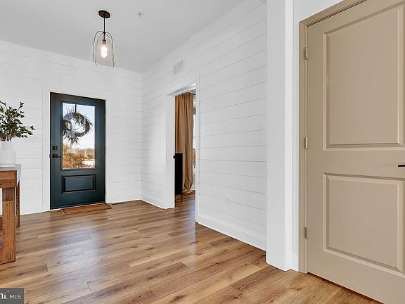 5th image of 3471 Bullfrog Rd