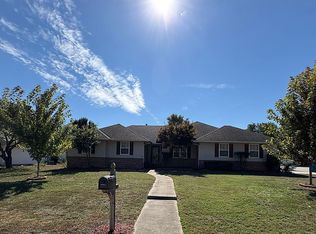 1314 Patrick Pl, Carthage, MO 64836