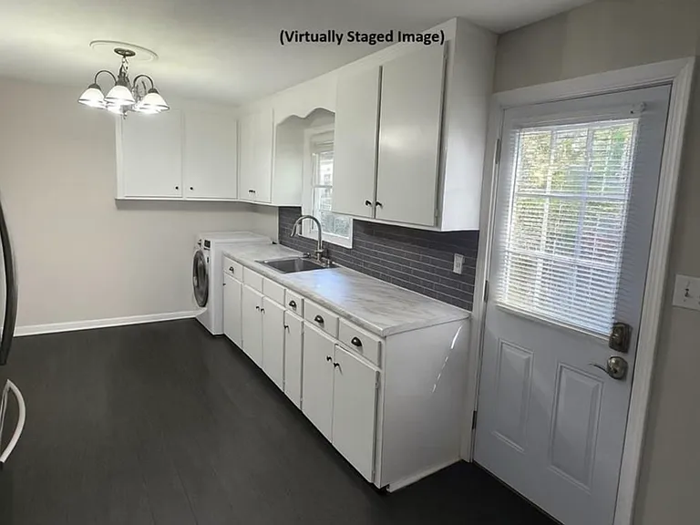4570 Old Cowan Rd — Photo 6