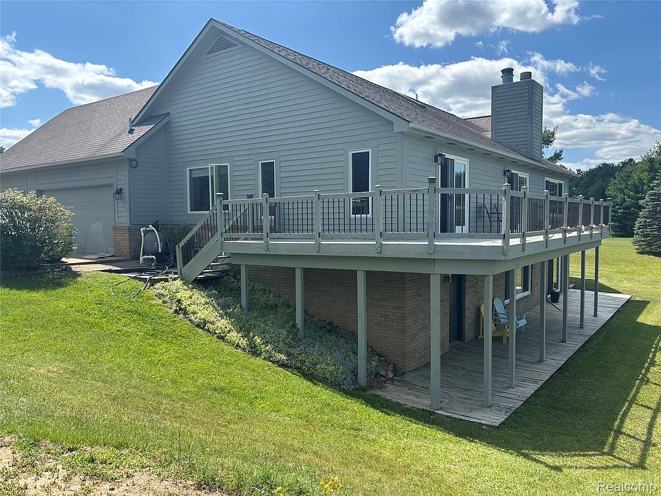 725 S Sashabaw Rd, photo 8