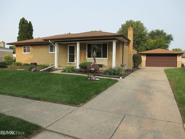 1st image of 42026 Coulon Dr