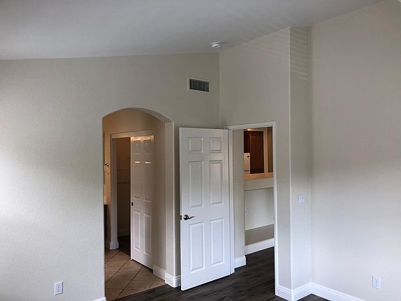 5th image of 10374 Scripps Poway Pkwy