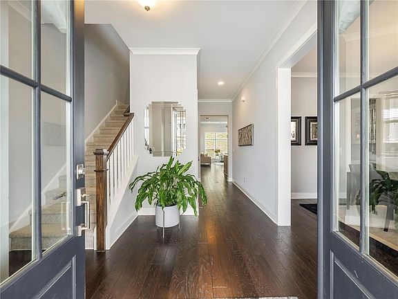 3rd image of 6286 Cedar Springs Ln