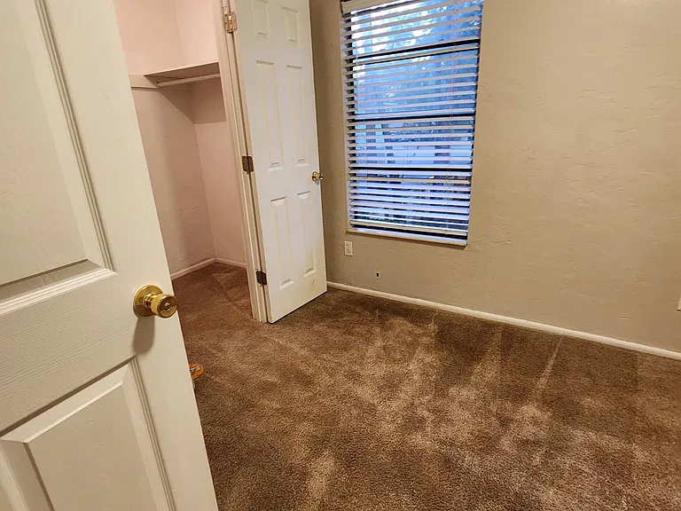 1725 SW 69th Way — Photo 9