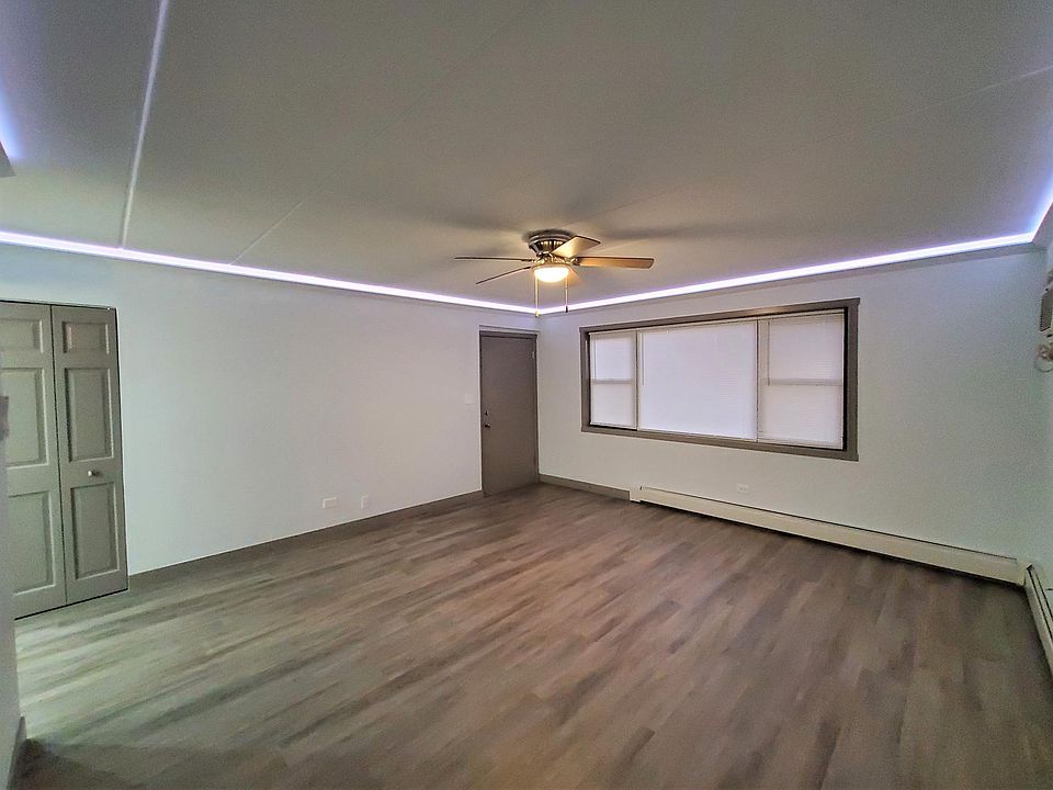 1st image of 13951 Leonard Dr #1N