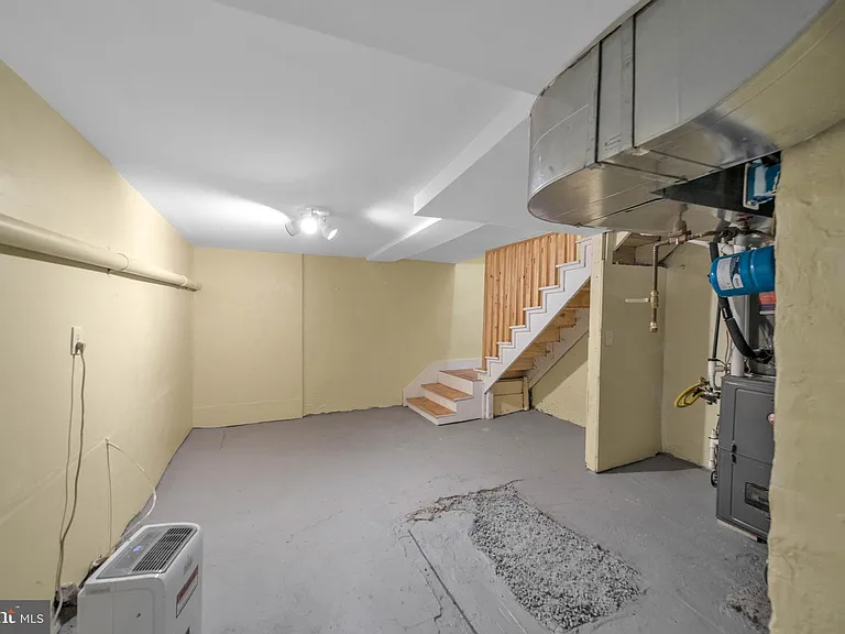 2712 Sherman Ave NW — Photo 21