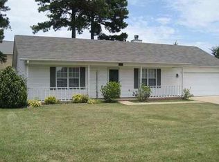 1916 Hidden Creek Dr, Bryant, AR 72022