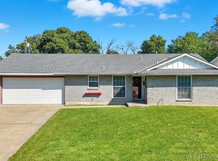 11541 E 7th Pl, Tulsa, OK 74128