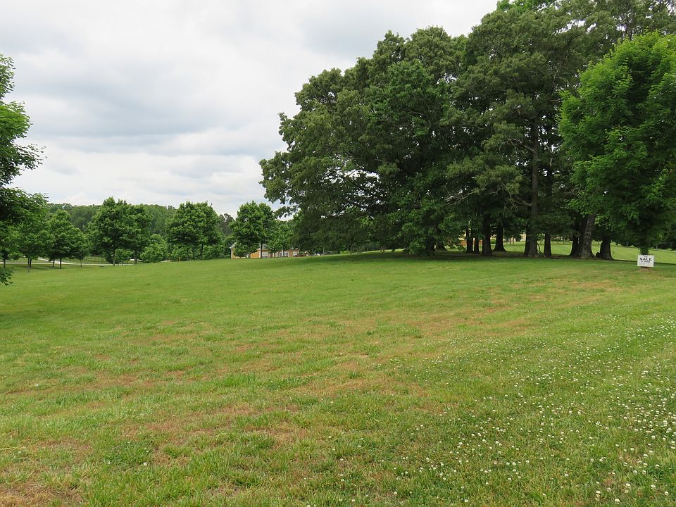 2nd image of Plainview Dr #11