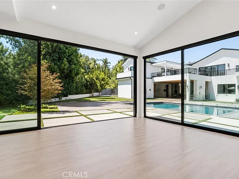 5050 Arundel Dr — Photo 70