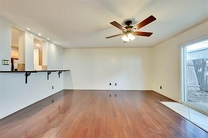 5th image of 2122 Hancock Dr #120-1