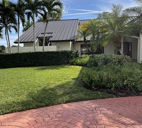 3rd image of 6345 SE Ironwood Cir