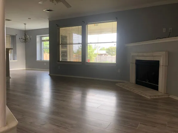 1005 Betty Baker Cv, Pflugerville, TX 78660