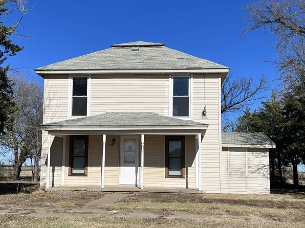643 E 5th Ave, Saint John, KS 67576