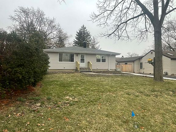 3rd image of 371 N Fairfield Ave