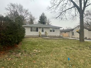 371 N Fairfield Ave, Lombard, IL 60148