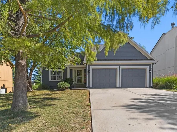 7511 N Lewis Ave, Kansas City, MO 64158