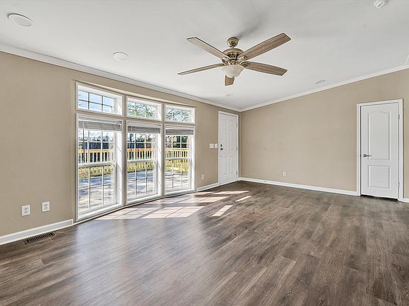 4th image of 5555 Doe Run Rd