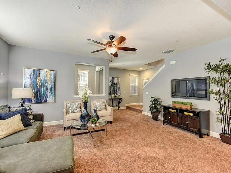 916 Lyon Pl — Photo 27