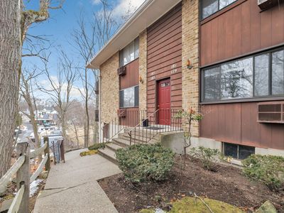 183 Kennedy Drive #183, Bridgeport, CT, 06606