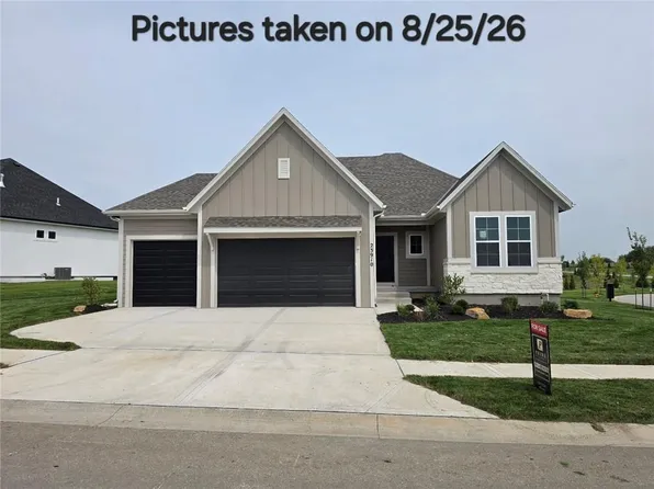 23910 W 112th Ter, Olathe, KS 66061