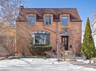 424 S Edgewood Ave, La Grange, IL 60525