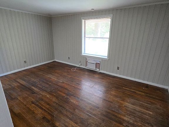 2nd image of 855 Charles Allen Dr NE #4