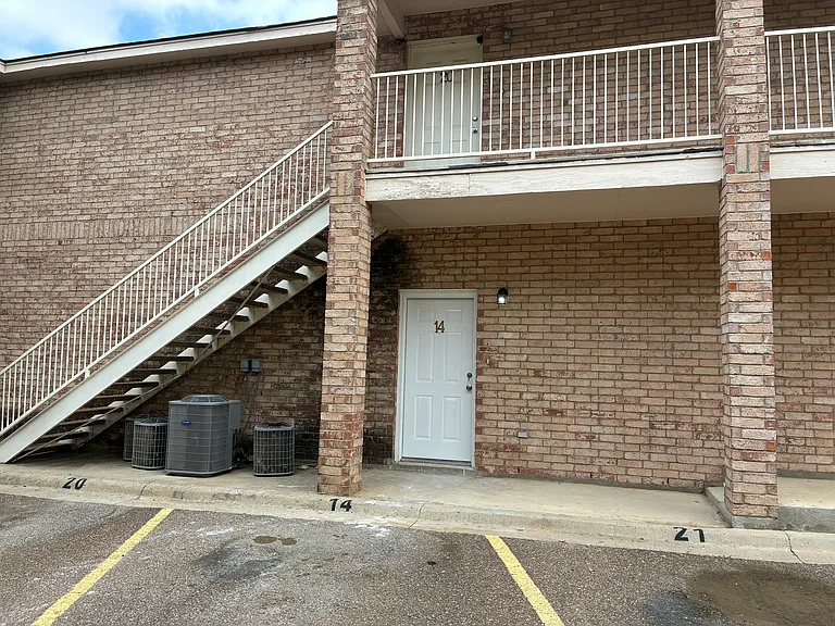 511 Shiloh Dr #14 — Photo 2
