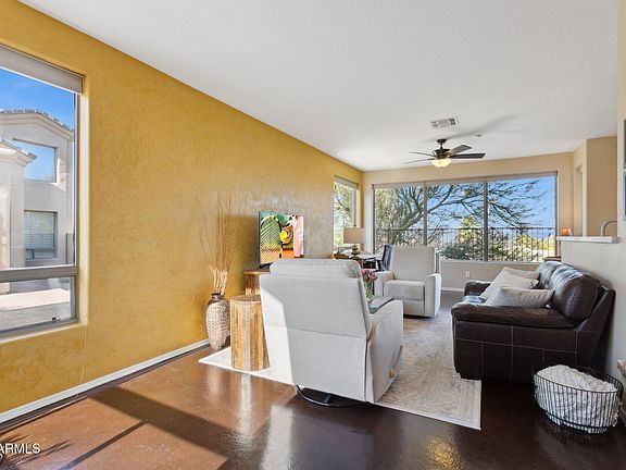 3rd image of 11022 N INDIGO Drive #121